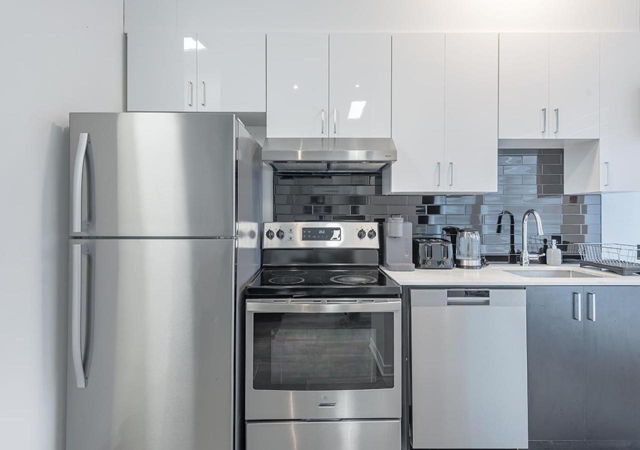 Apartamento Luxurious 3bd In Heart Of Downtown Free Parking On-site 5 Min Walk To Bell Center *